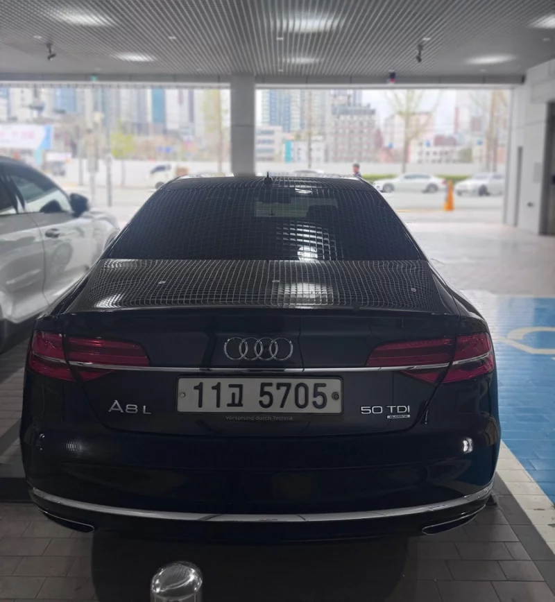 Audi A8