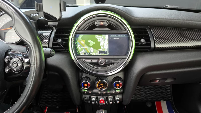 MINI Cooper Convertible