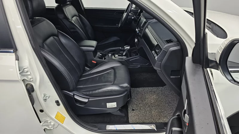 SsangYong Rexton Sports Khan