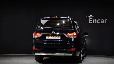 SsangYong Korando Turismo