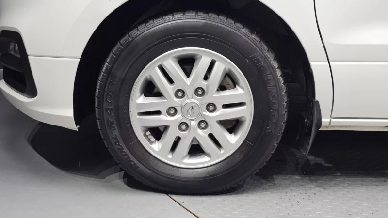 Hyundai Grand Starex