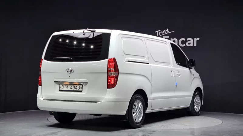 Hyundai Grand Starex