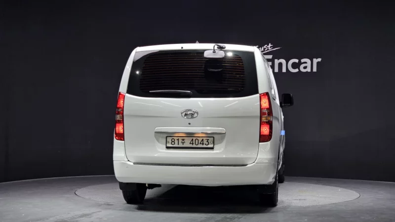 Hyundai Grand Starex