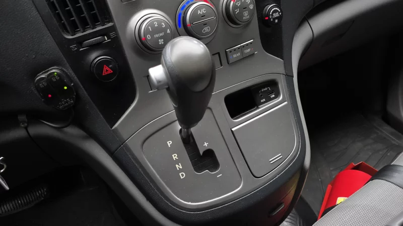 Hyundai Grand Starex