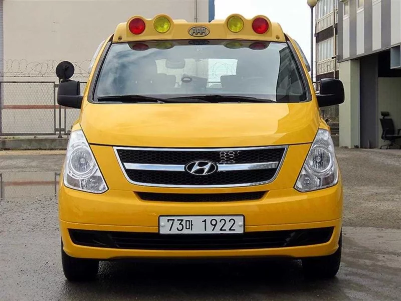 Hyundai Grand Starex