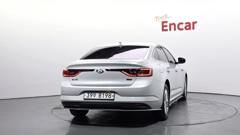Renault Samsung SM6