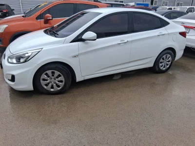 Hyundai Accent