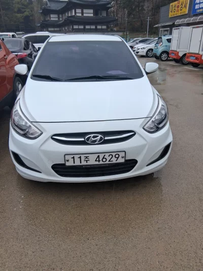 Hyundai Accent