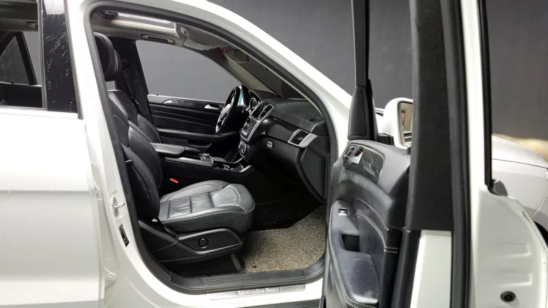 Mercedes-Benz M-class