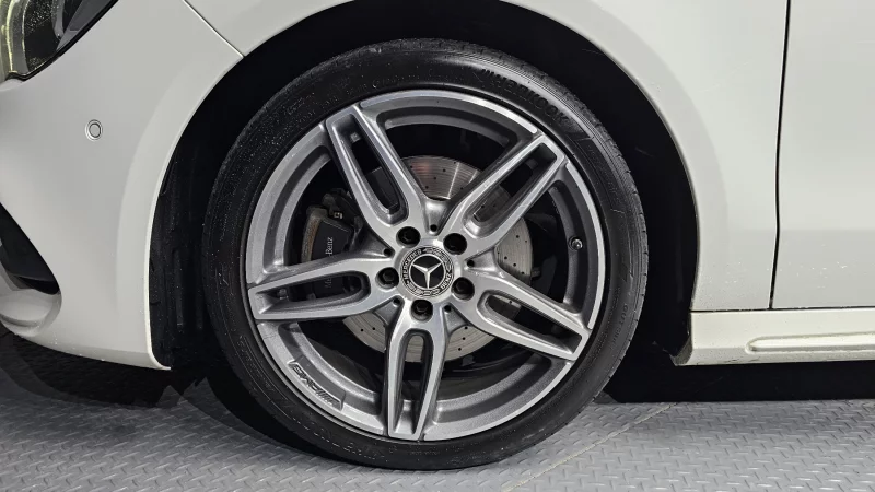 Mercedes-Benz CLA-Class