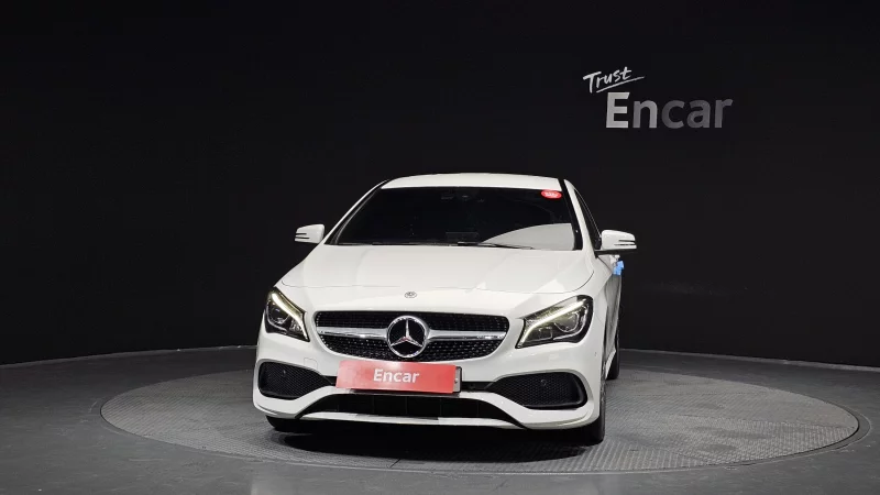 Mercedes-Benz CLA-Class