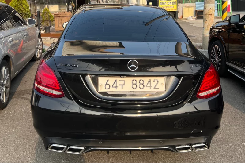 Mercedes-Benz C-Class