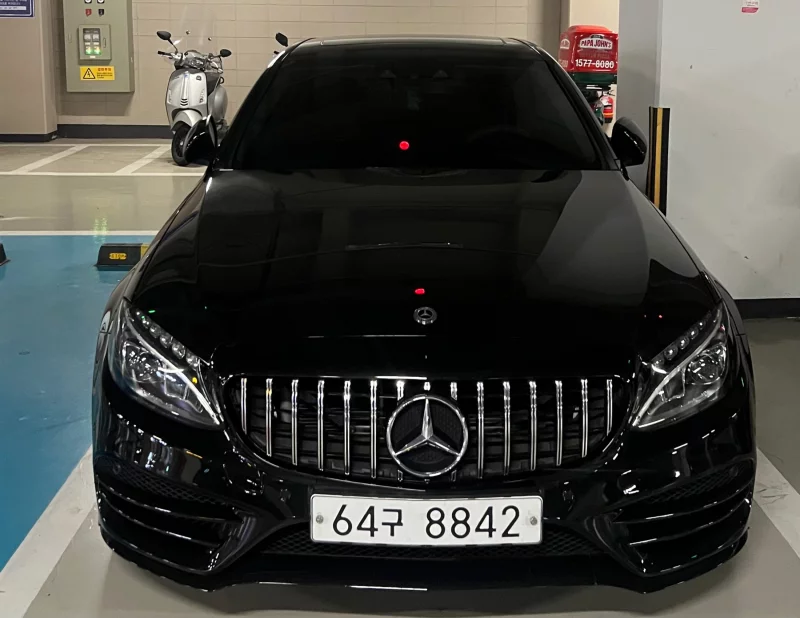 Mercedes-Benz C-Class