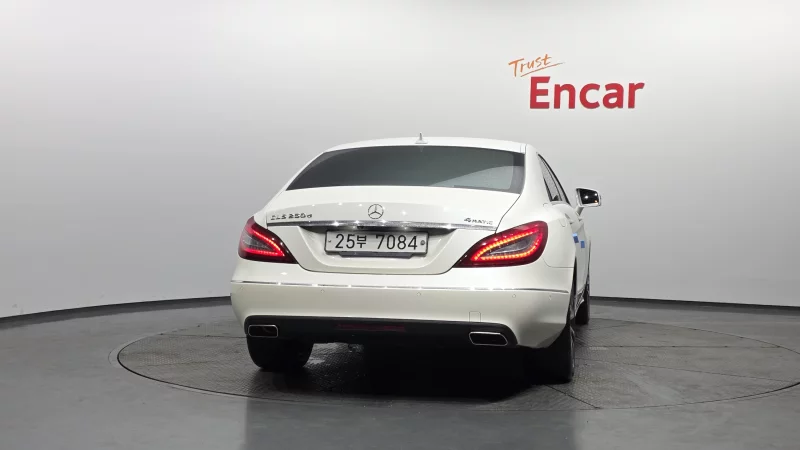 Mercedes-Benz CLS-Class