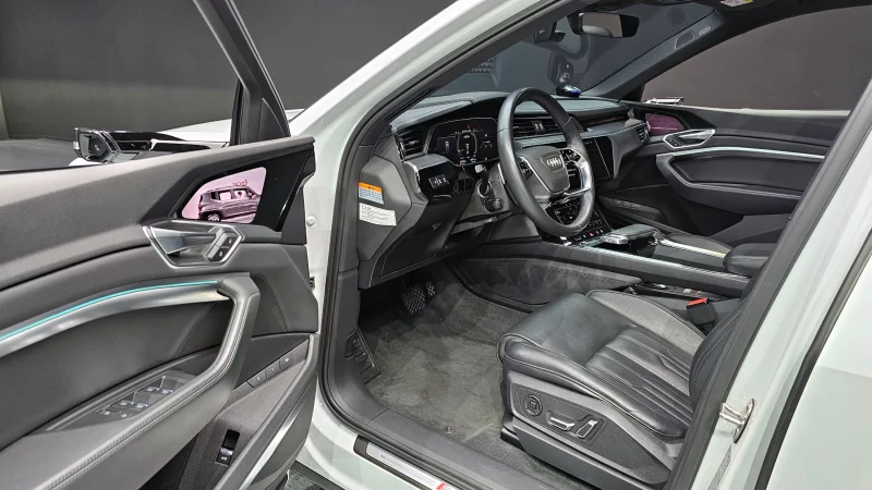 Audi e-tron
