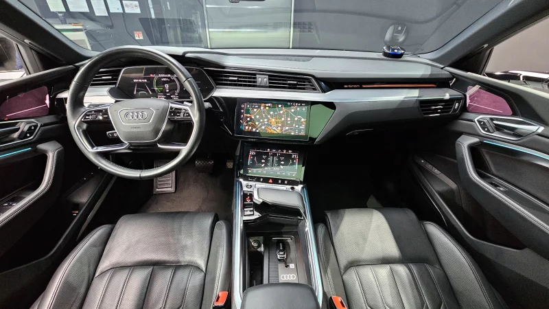 Audi e-tron