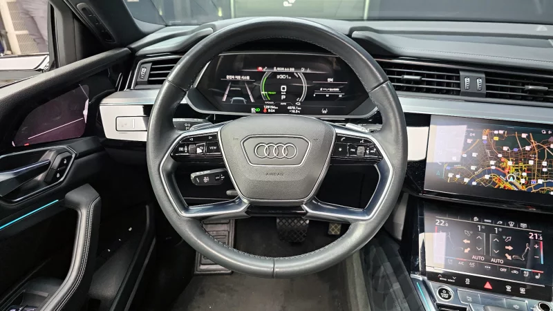 Audi e-tron