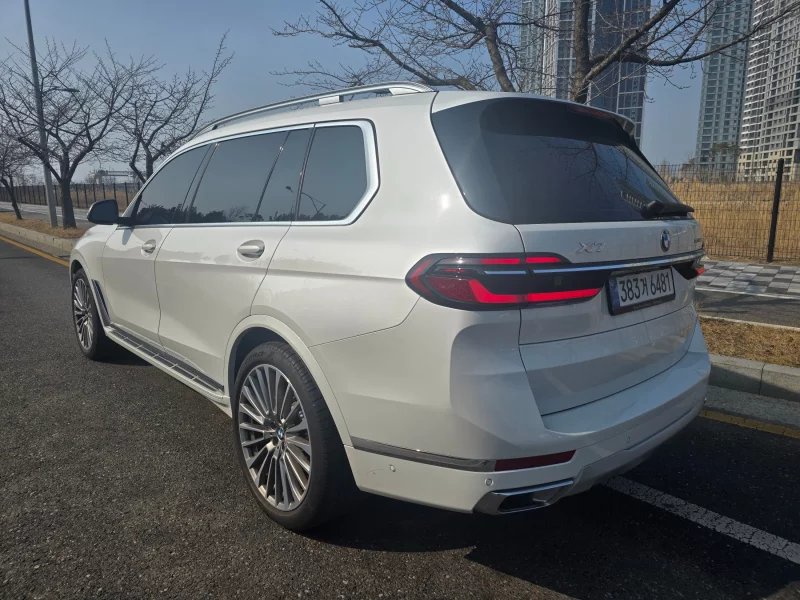BMW X7