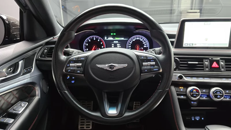 Genesis G70