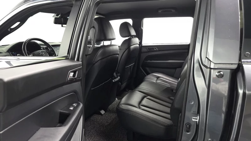 SsangYong Rexton Sports