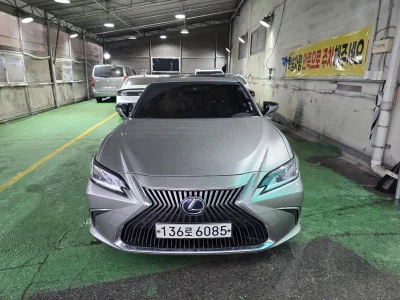 Lexus ES300h