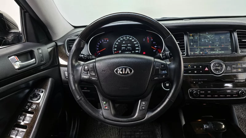 Kia K7