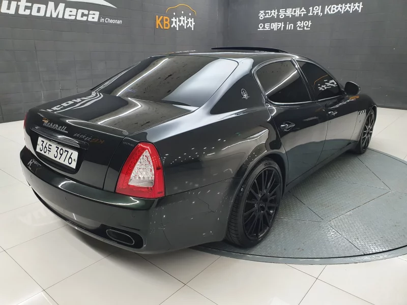 Maserati QUATTROPORTE