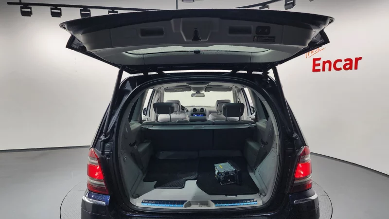 Mercedes-Benz GL-Class