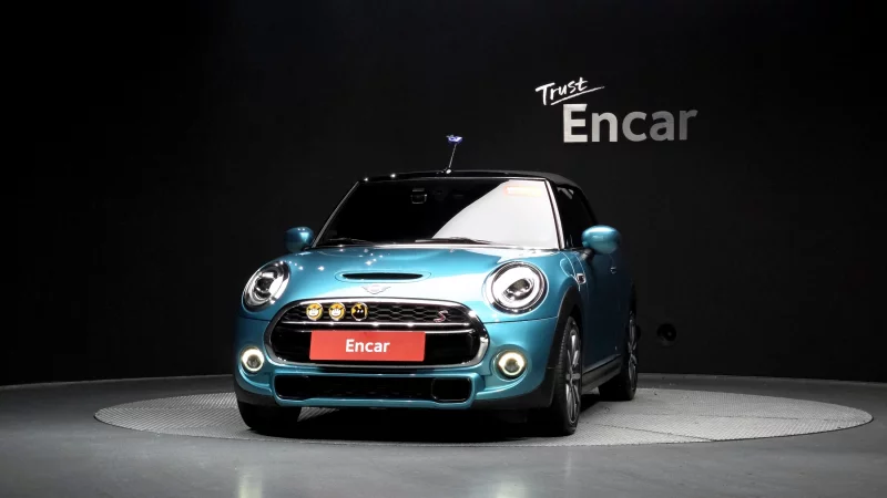 MINI Cooper Convertible