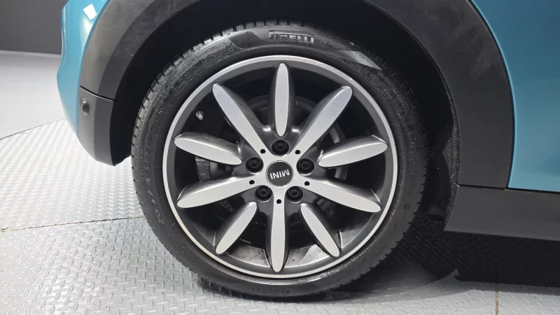 MINI Cooper Convertible