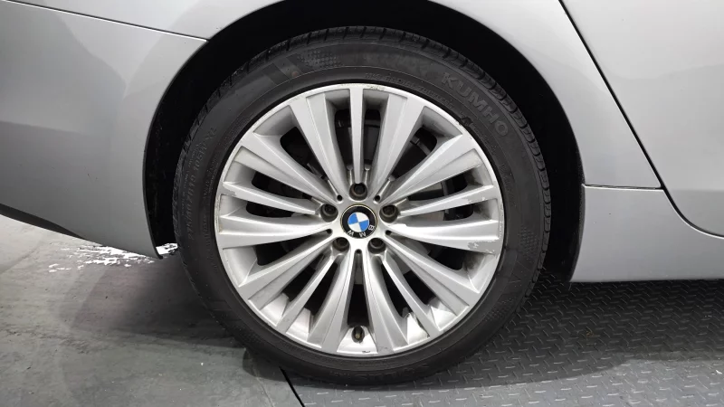 BMW 5-Series Gran Turismo