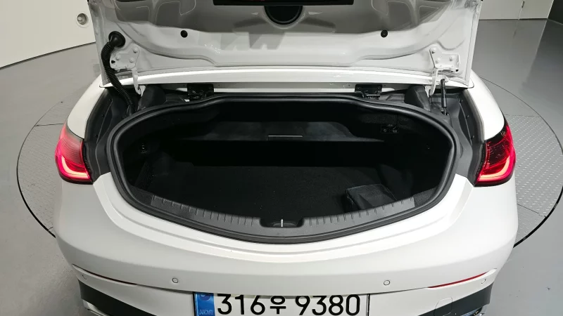 Mercedes-Benz CLE-Class