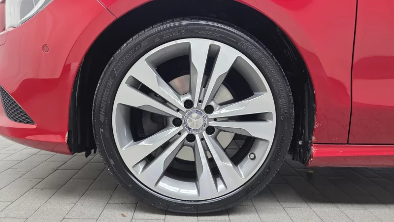 Mercedes-Benz CLA-Class