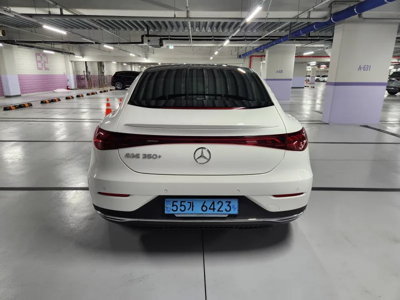 Mercedes-Benz EQE
