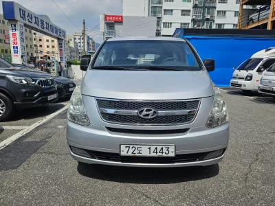 Hyundai Grand Starex