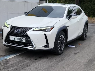 Lexus UX