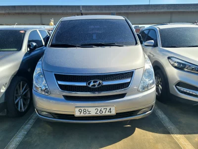 Hyundai Grand Starex