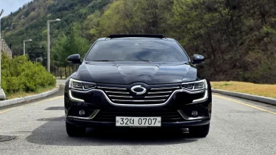 Renault SM6