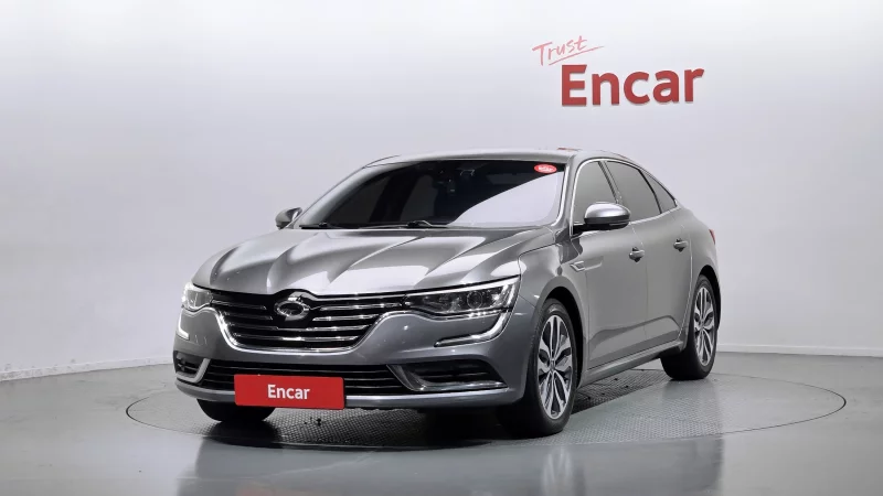Renault SM6