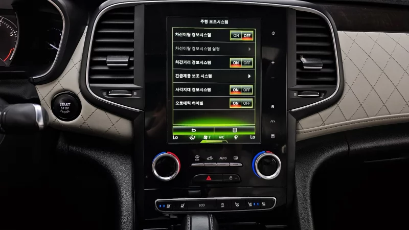 Renault SM6