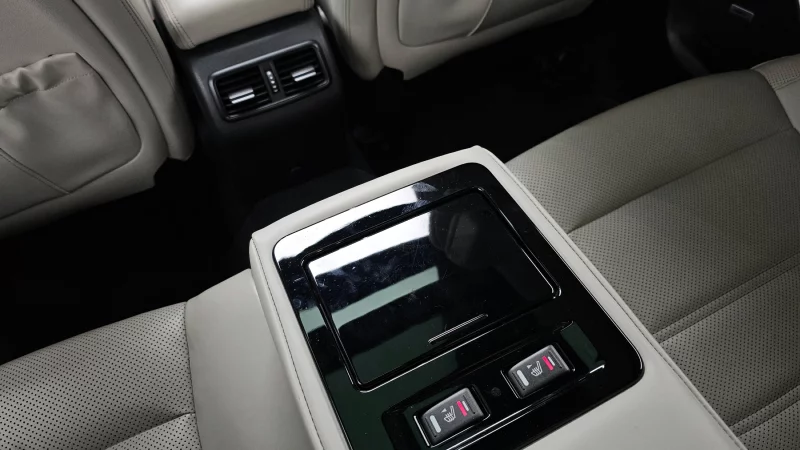 Renault SM6