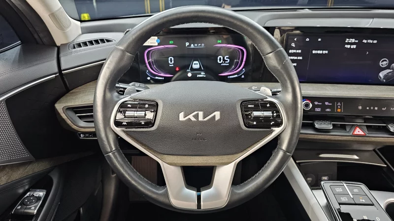 Kia K8