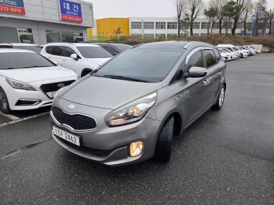 Kia Carens