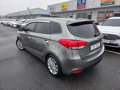 Kia Carens