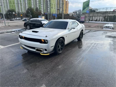 Dodge CHALLENGER
