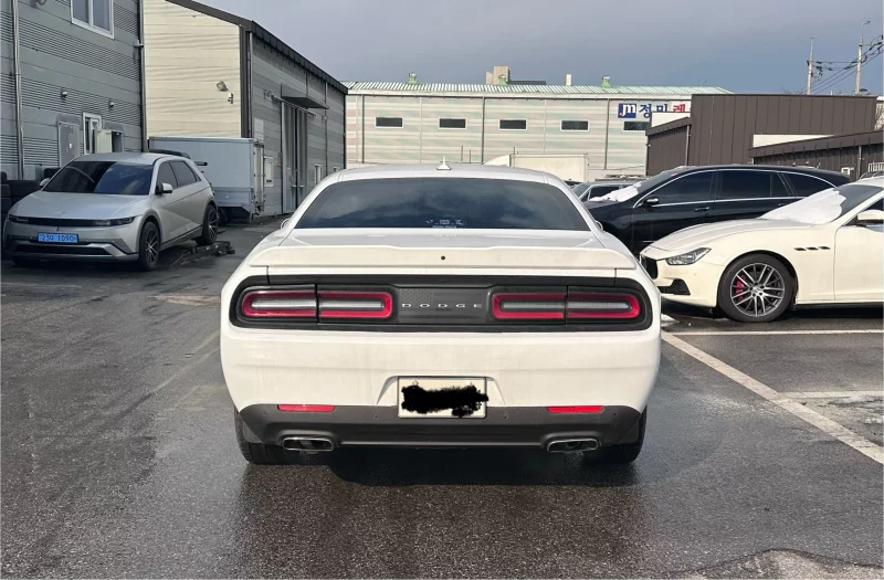 Dodge CHALLENGER