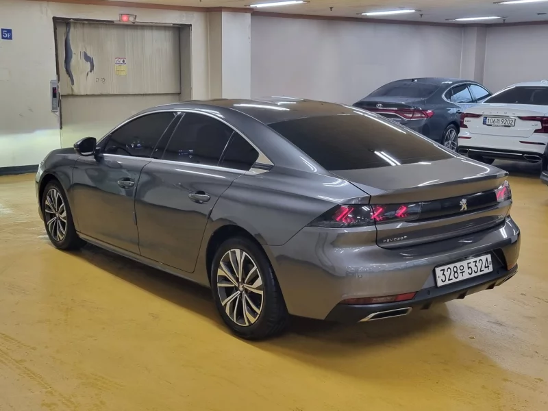 Peugeot 508