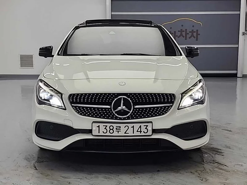 Mercedes-Benz CLA-Class