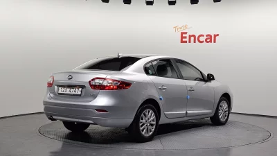 Renault SM3
