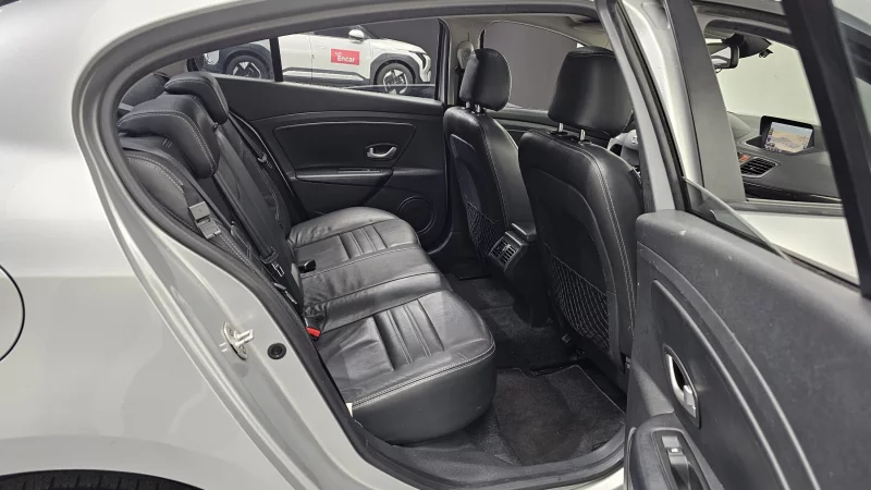 Renault SM3